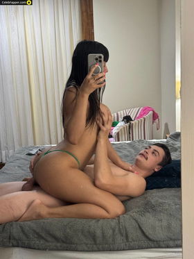 amanda utsumi fap pelada peitos seios bunda Foto